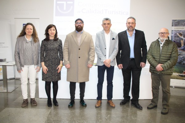 El Hotel Kazar, gestionado por Caixa Ontinyent, recibe el premio SICTED de calidad turística