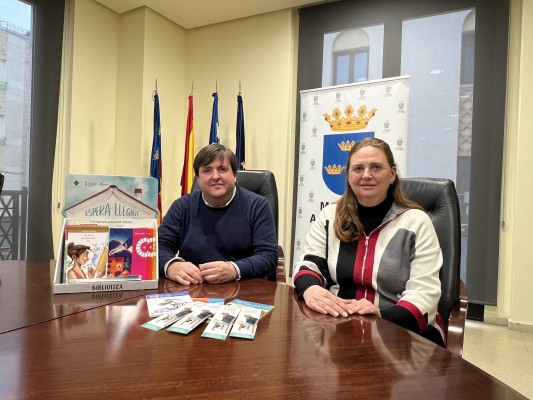 Borriana llança la campanya ‘Espera llegint’ per a promoure el comerç i la lectura en valencià