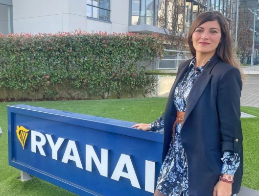 Ryanair confía en Corvera: 