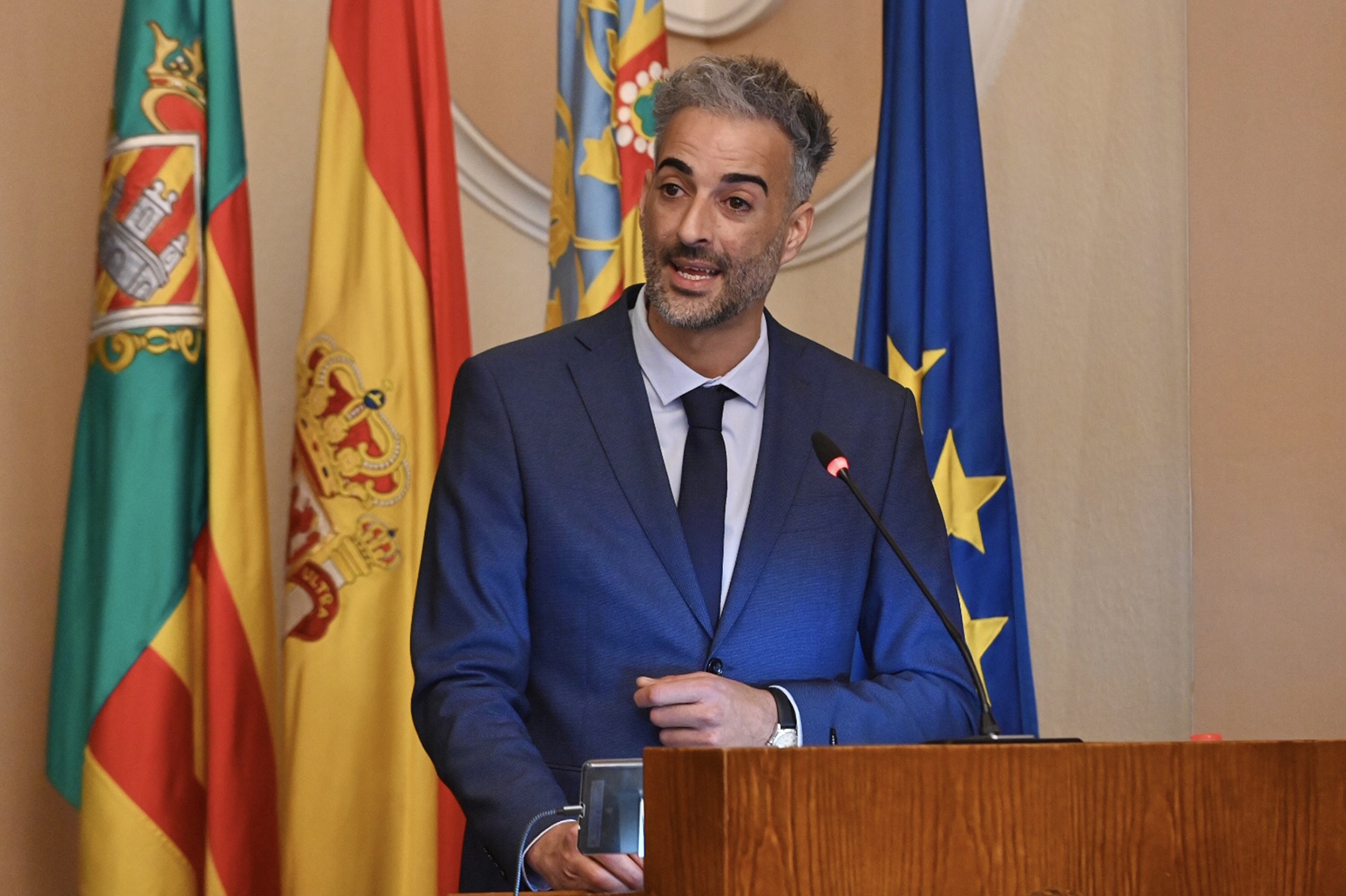 Esteban Ventura, en el pleno de este jueves en el Ayuntamiento de Castelló. - 