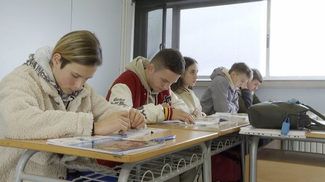 Alumnado refugiado ucraniano cumple un año en las aulas valencianas: 