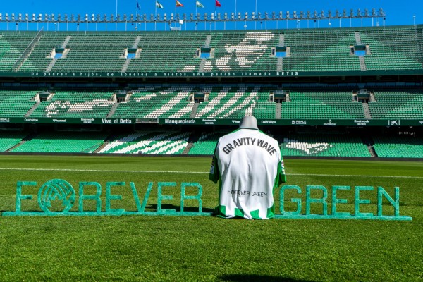 El Real Betis 'ficha' a Gravity Wave para realizar campañas de concienciación medioambiental