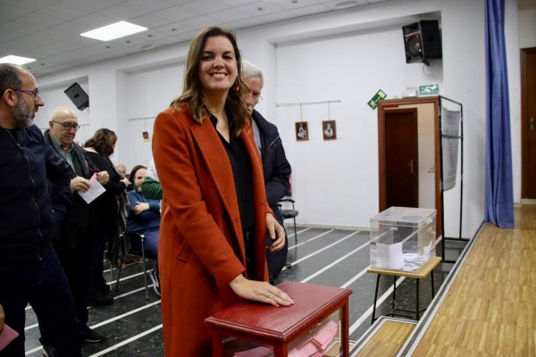 Las asambleas del PSPV apoyan la lista de Gómez en València y sentencian al 'abalismo'
