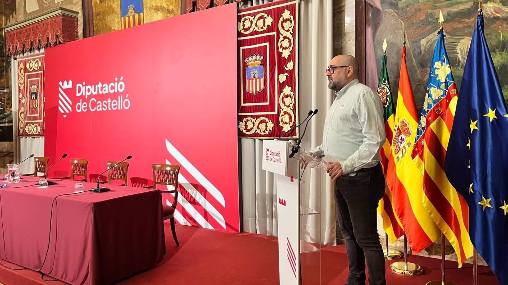 La Diputación acerca dos programas europeos de apoyo a la cooperación transnacional