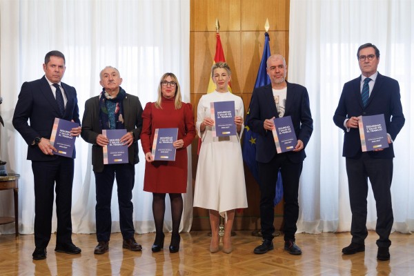  Díaz convocará una mesa de diálogo para actualizar la Ley de Prevención de Riesgos Laborales de 1995