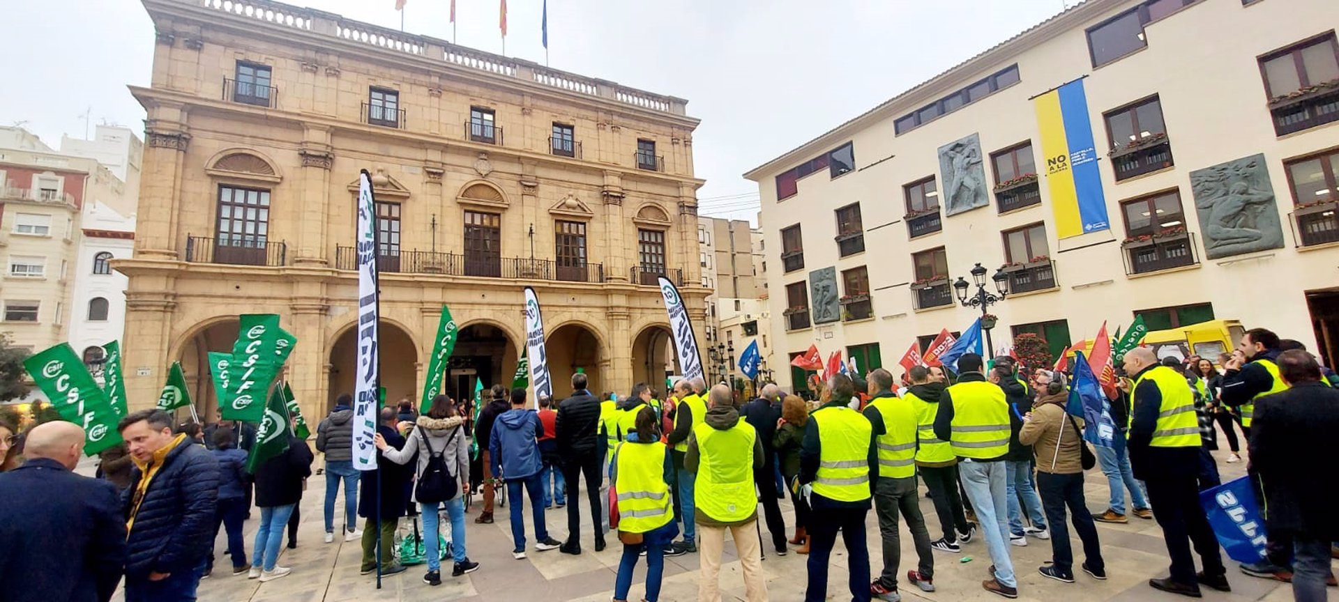 Protesta en la plaza Mayor de Castellón. Foto: CSIF - 