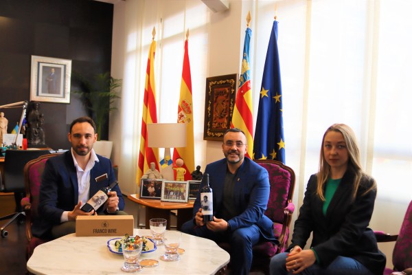 José Benlloch crearà el 'Club d'Ambaixadors Marca Vila-real' per a reforçar la projecció internacional