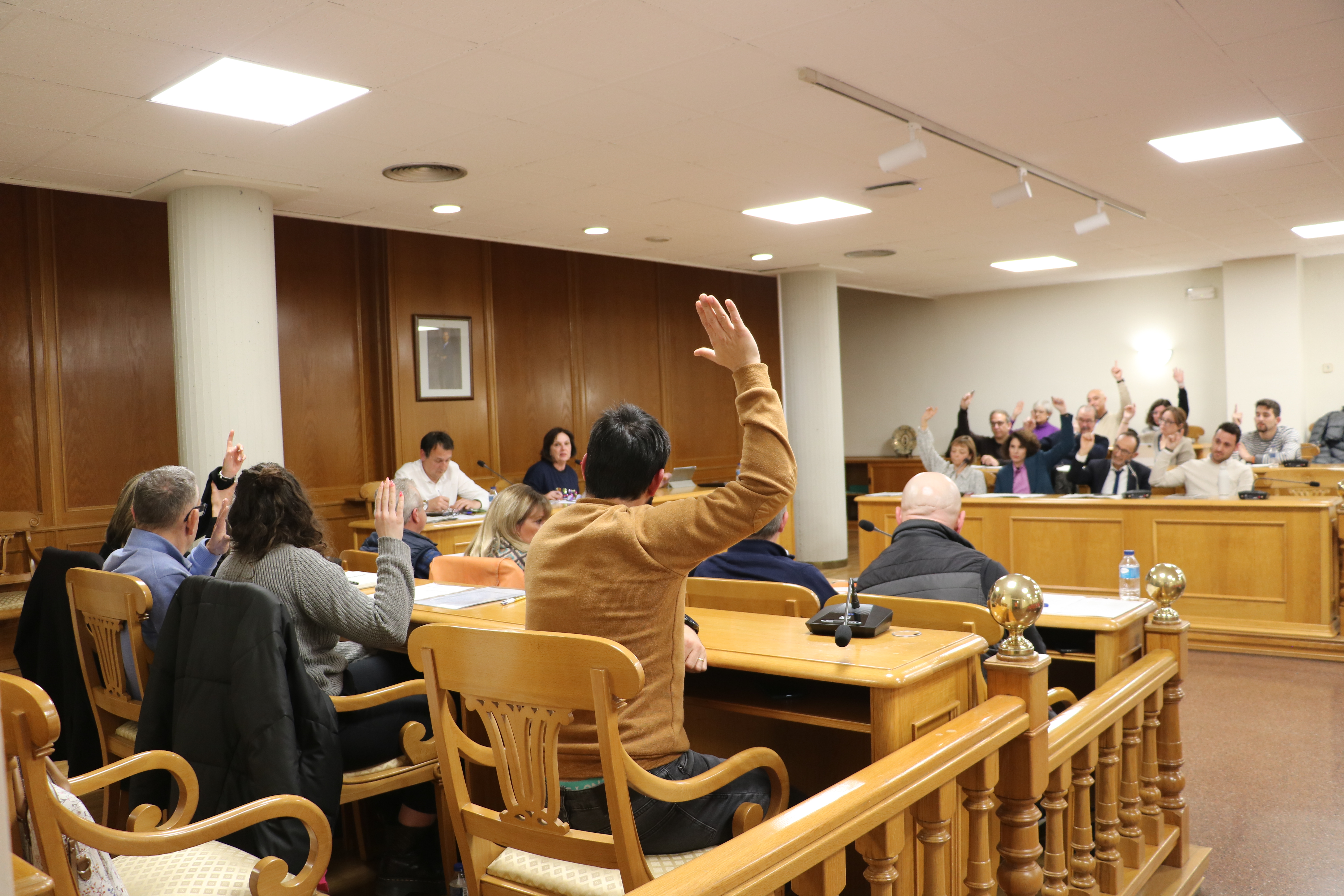 El pleno de Quart de Poblet pide que la gestión del departamento de salud de Manises sea pública 

