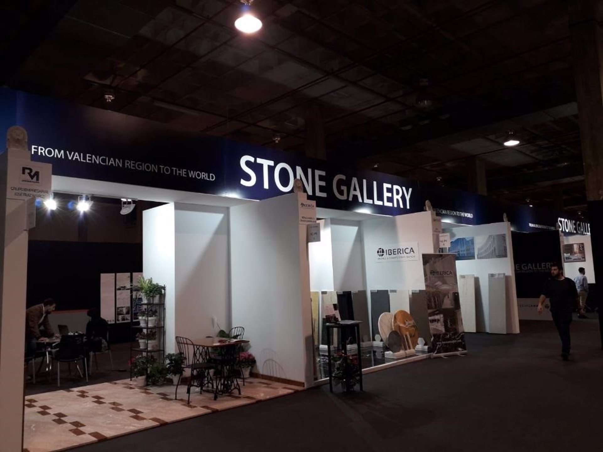 Trece empresas de piedra natural participan en un espacio propio en Cevisama con el apoyo de Economía