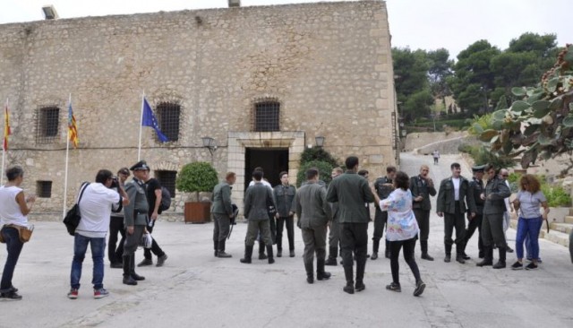 El rodaje de una producción internacional obliga a cerrar el Castillo de Santa Bárbara una semana