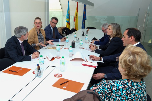 Alicante suma el apoyo del Colegio de Economistas a la estrategia de dinamización 'Alicante Futura'