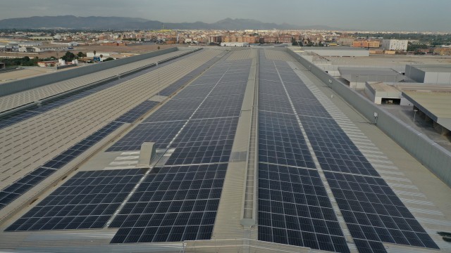 Porcelanosa conseguirá el 20% del autoconsumo eléctrico de sus instalaciones en 2023

