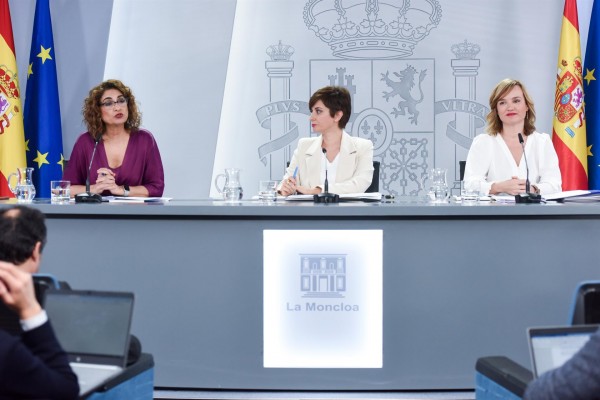 El Gobierno cree que se está frenando el alza de los precios de los alimentos y descarta un impuesto a los súper