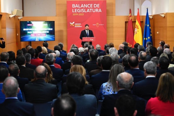 Miras hace balance de la legislatura: crea 20.000 empleos y ahorra 1.400 millones en bajadas de impuestos