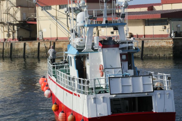 Bruselas pide eliminar la pesca de arrastre en todas las aguas protegidas de la UE para 2030
