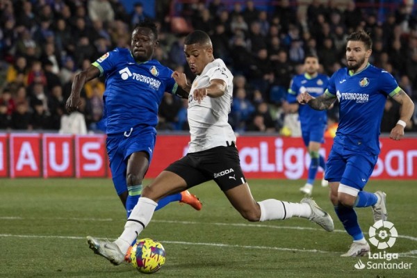 El Valencia firma su peor sequía goleadora a domicilio desde 1977
