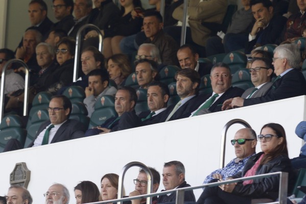 ¿Respaldará la Generalitat al Elche en su contencioso con Bruselas?