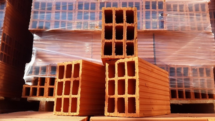 El sector de ladrillos y tejas mostrará en Cevisama la eficiencia energética de los materiales cerámicos