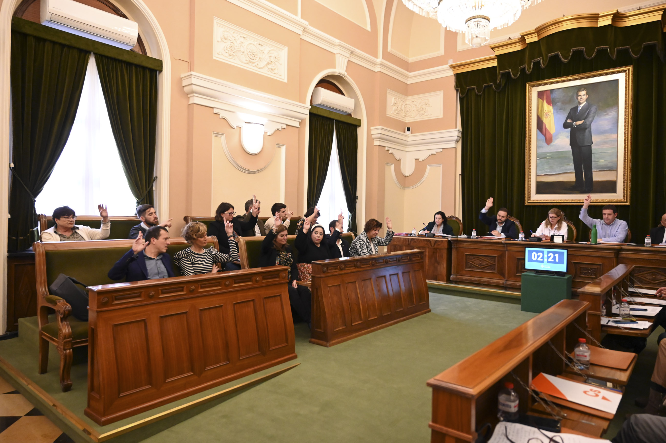Castelló pacta una declaración institucional de rechazo a los ataques contra los partidos políticos