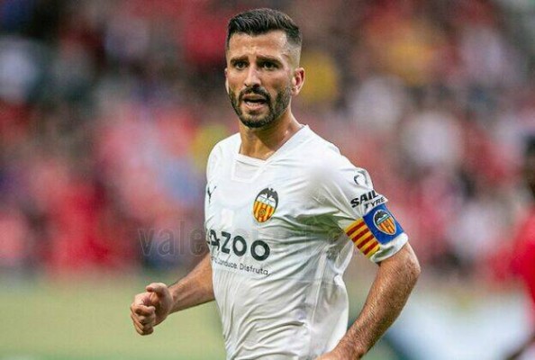 Gayà se retira lesionado y es duda ante la Real Sociedad