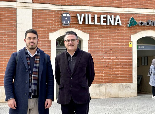 Salguero pide que el Gobierno realice gestiones para que Villena tenga parada de AVE de bajo coste