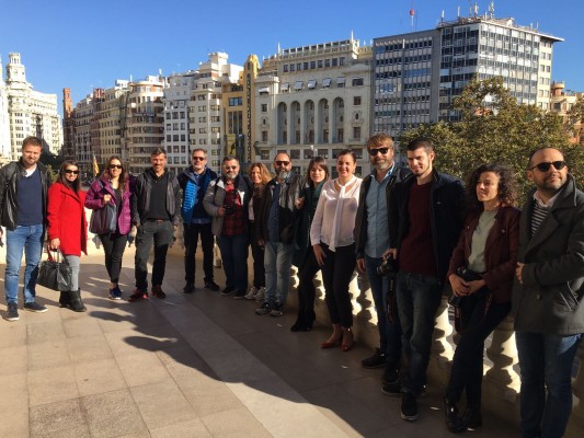 Tour 'film friendly': 12 productoras de cine publicitario recorren los platós de Valencia