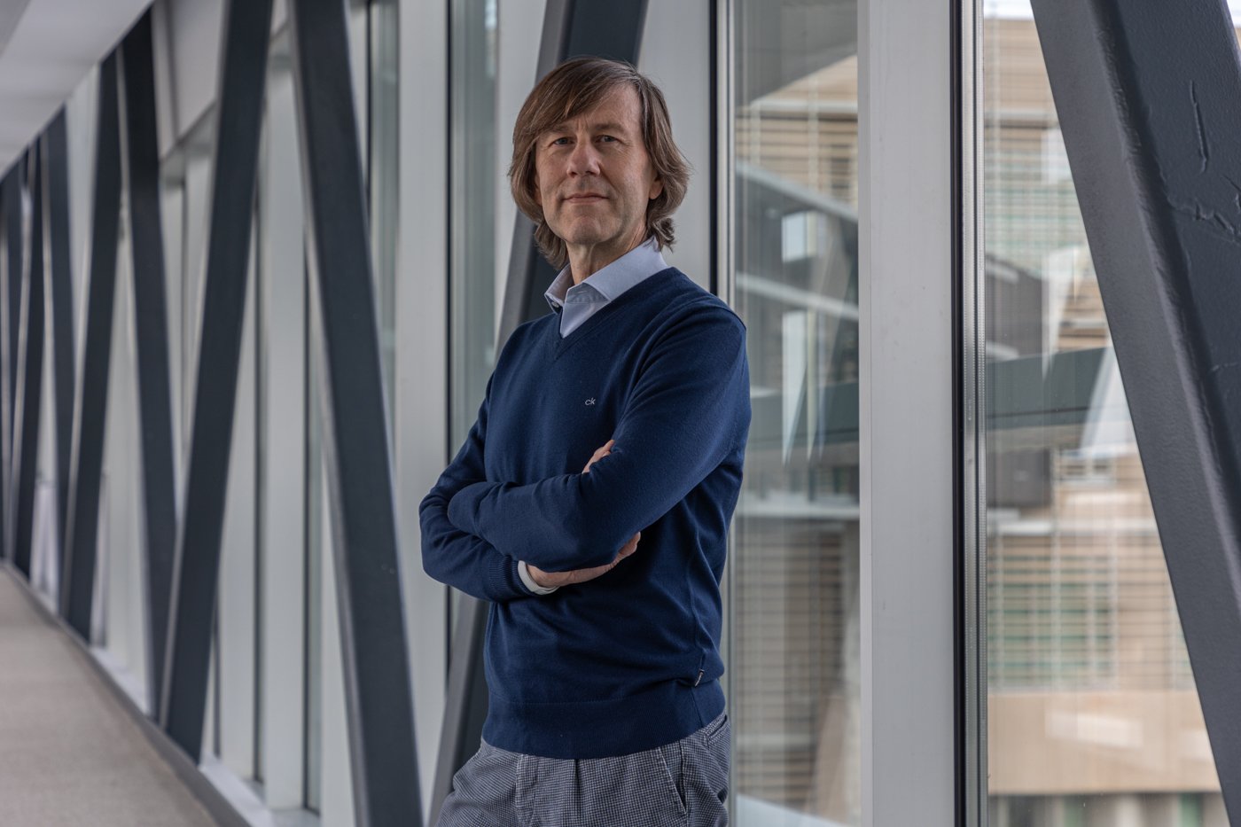 Julio Laporta, en el nuevo edificio de la Euipo. Fotos: PEPE OLIVARES - 