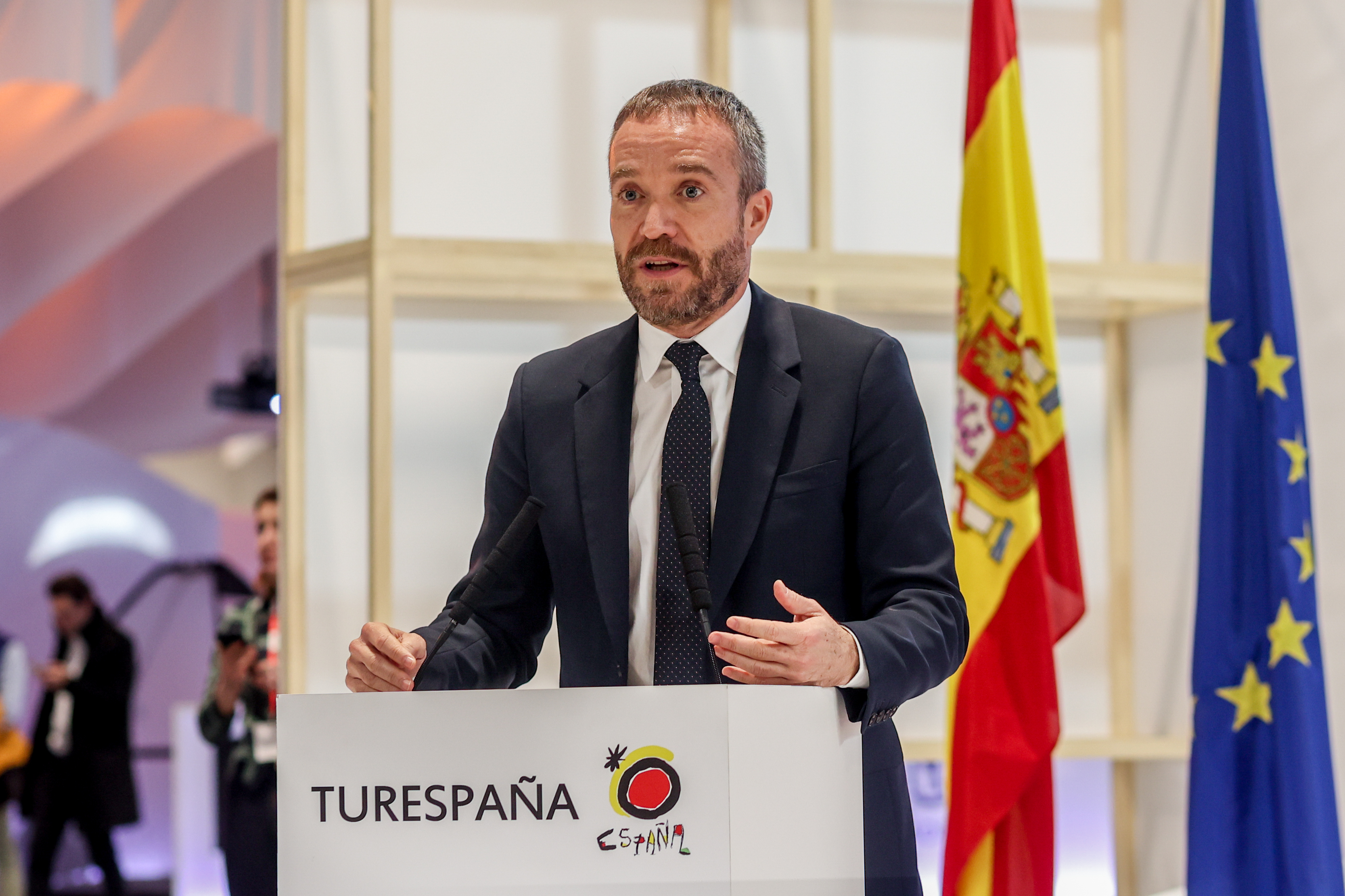 España, a por el turoperador chino ante la inminente reapertura del mercado