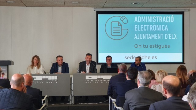 Elche crea videotutoriales para facilitar los trámites de la Sede Electrónica y proyecta su reglamento municipal 