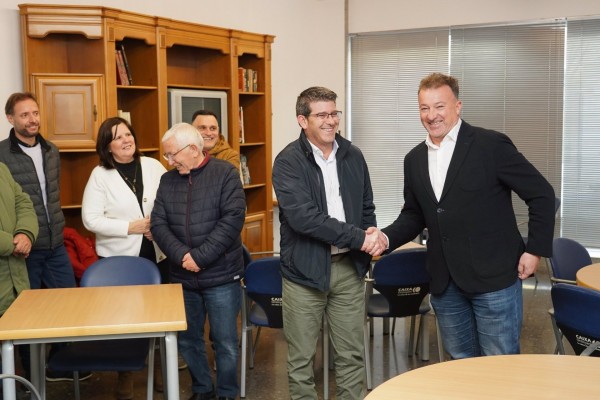 El Ayuntamiento de Ontinyent y Caixa Ontinyent ponen en marcha el Centro de Mayores Activos
