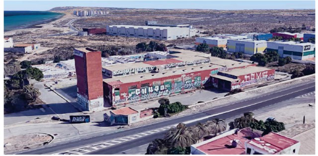 Barcala propone a Roig que instale Marina de Empresas en el antiguo matadero de Alicante