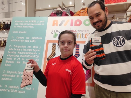 Los calcetines de Assido demuestran que 'todos somos diferentes'