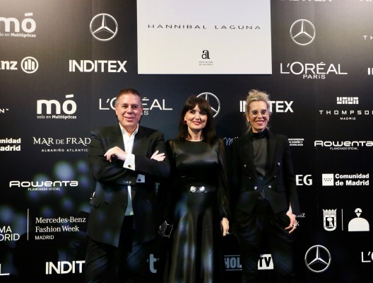 De Rocío Jurado a Victoria Beckham: Hannibal Laguna revisita sus 35 años en la moda