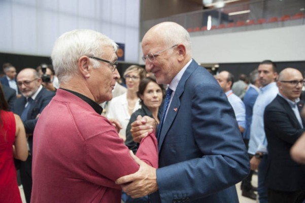 Juan Roig se plantea renunciar al Tinglado 4 para ampliar Marina de Empresas ante las trabas de Ribó