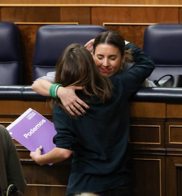 El Congreso aprueba la reforma del aborto para eliminar el permiso paterno para menores de 16 y 17 años
