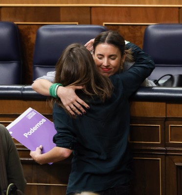 El Congreso aprueba la reforma del aborto para eliminar el permiso paterno para menores de 16 y 17 años
