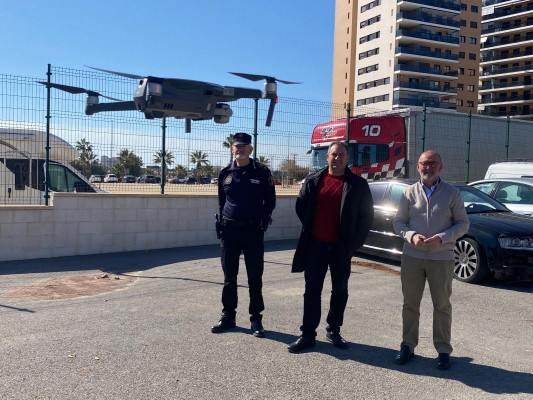 La Policía Local de El Campello adquiere un dron para mejorar operativos de control y salvamento
