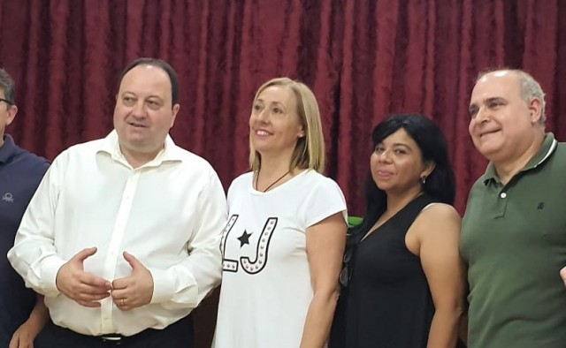 Qué es Ucin, el partido 'atrapalotodo'  