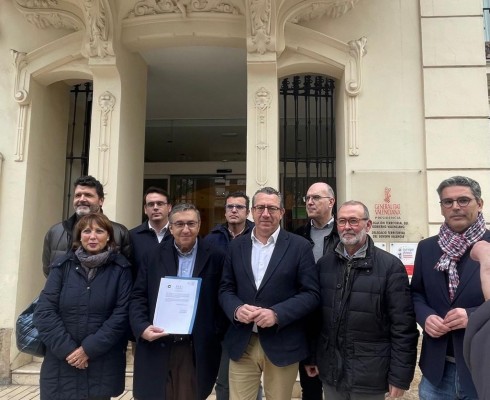 
El PP exige al Consell que medie en la huelga de buses nocturnos en l'Alacantí y denuncia la 