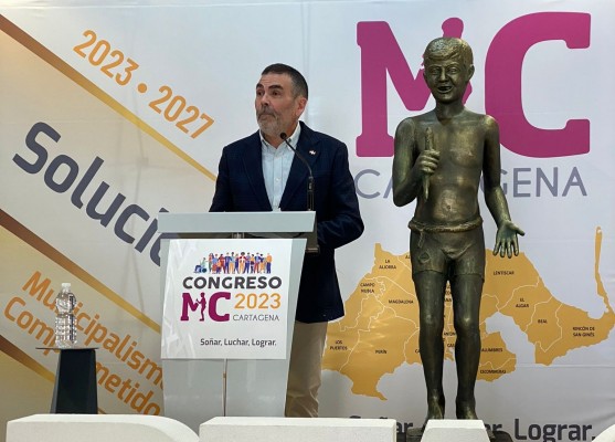 La mortaja que quiso hacerme el PP se ha convertido en un traje de luces y ya he cortado alguna oreja