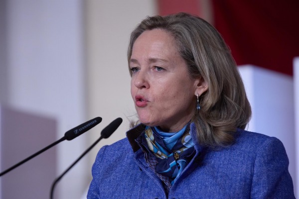 Calviño urge a Bruselas a proponer una reforma de las reglas fiscales que culmine en la segunda mitad del año