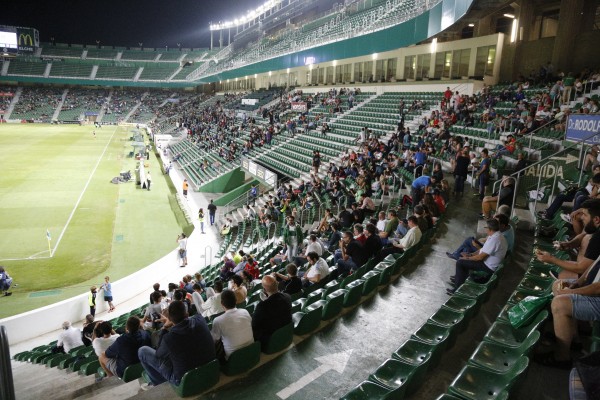 El Elche pedirá a la Federación que el España-Israel del 24 de marzo se celebre en el Martínez Valero 