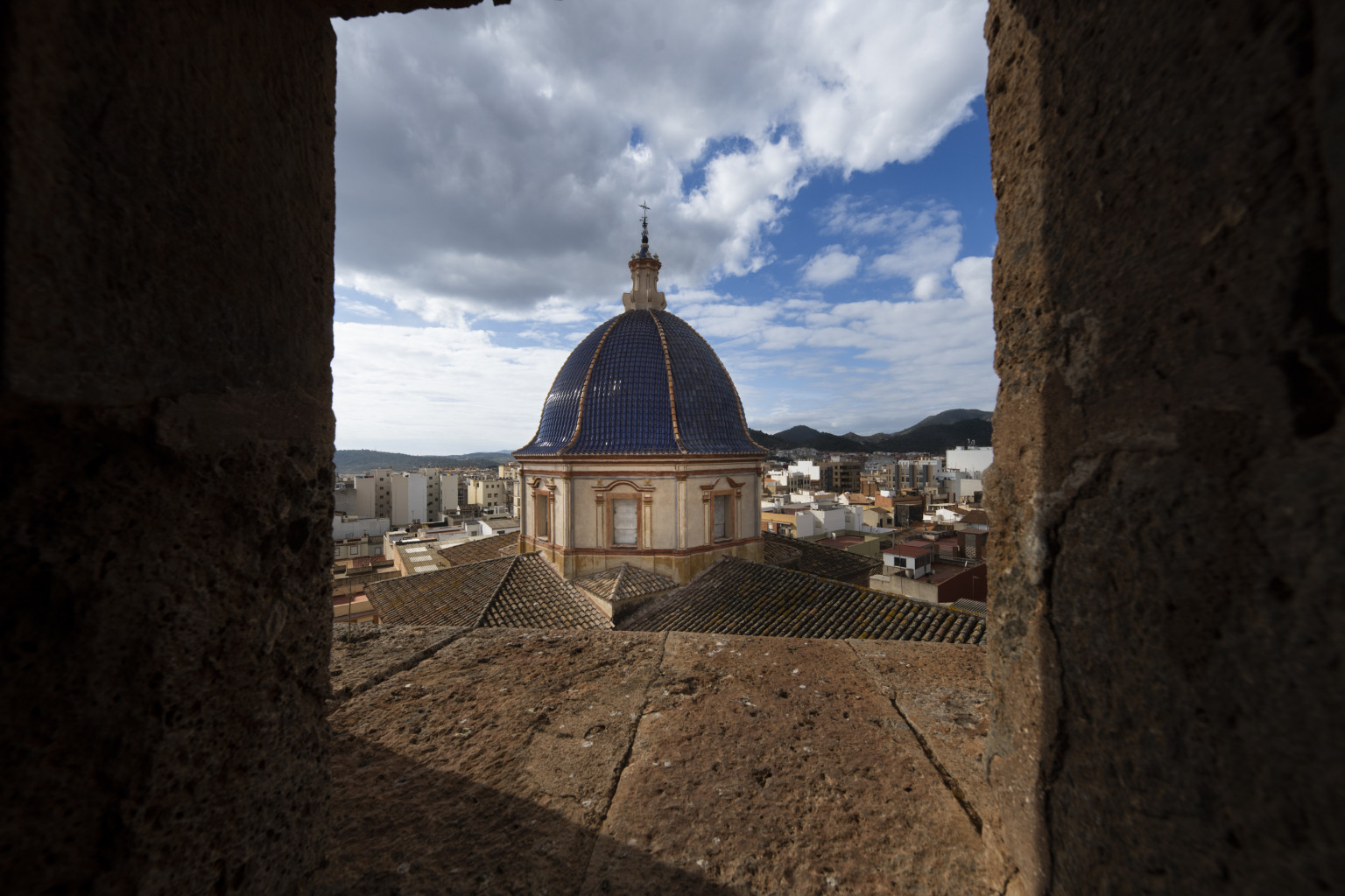 
La Diputación y la diócesis Segorbe-Castellón 'salvan' la cúpula de la parroquia de la Vall d'Uixó