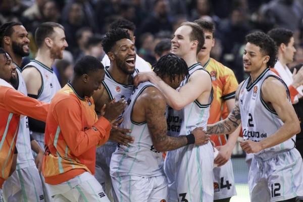 El Valencia necesita ganar al Gran Canaria para no descolgarse de la zona alta