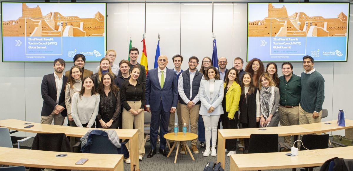 Arabia Saudí se reúne con jóvenes talentos de la IE University
