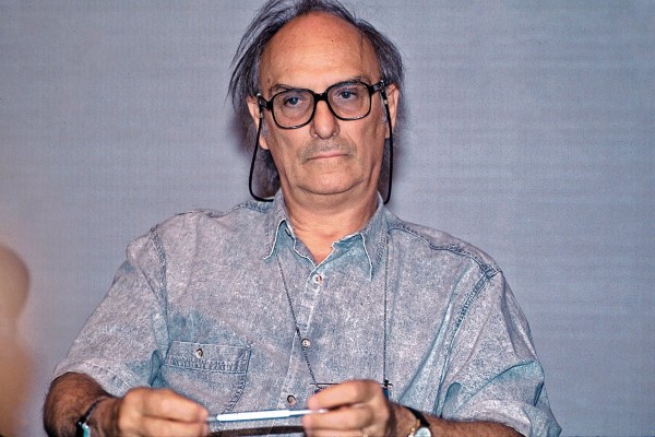 El Gobierno concederá a Carlos Saura la Gran Cruz de la Orden Civil de Alfonso X el Sabio
