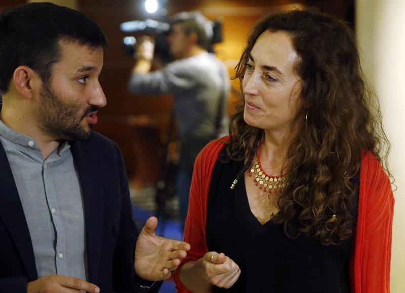 El silencio de Marzà provoca a los padres