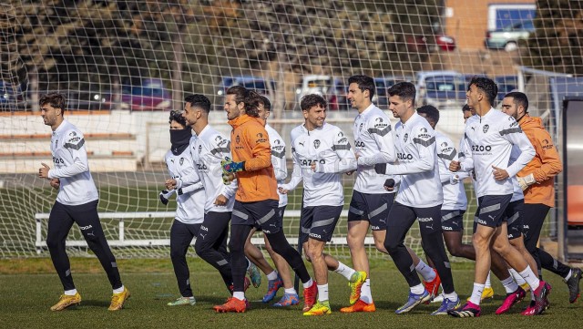 El Mestalla vuelve al Puchades para lograr un nuevo triunfo ante la UE Olot