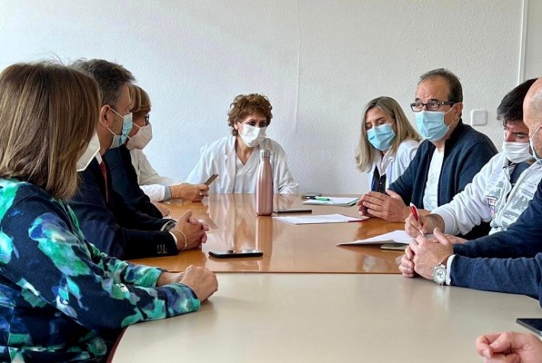 El PP alerta el temor del personal del Hospital de Dénia ante la reversión que ha iniciado el Consell

