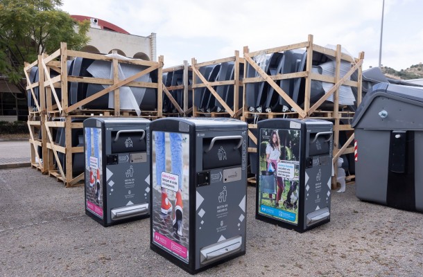 Gandia instalará en sus plazas papeleras inteligentes que compactan la basura